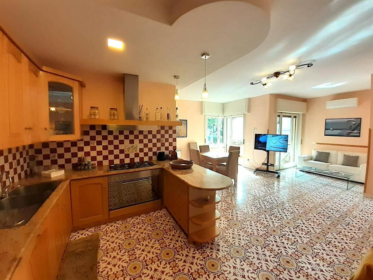 Yourhome In Vico فيكو إيكوينس المظهر الخارجي الصورة
